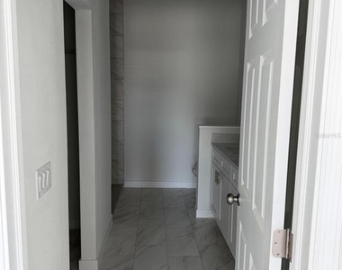 691 San Filippo Drive Se - Photo Thumbnail 13