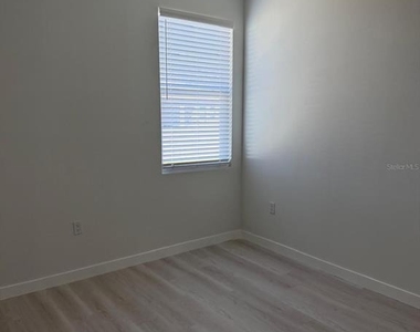 691 San Filippo Drive Se - Photo Thumbnail 19