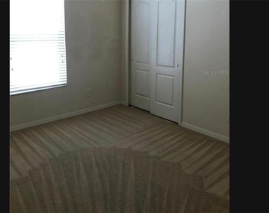 15327 Oak Apple Court - Photo Thumbnail 4