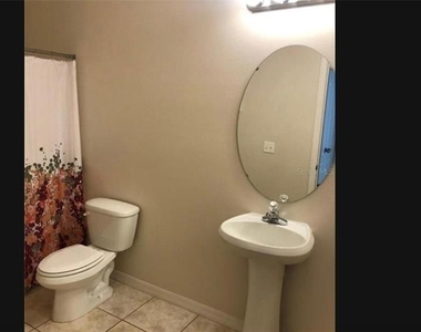 15327 Oak Apple Court - Photo Thumbnail 6