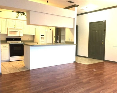 1101 Eagle Pond Drive - Photo Thumbnail 4