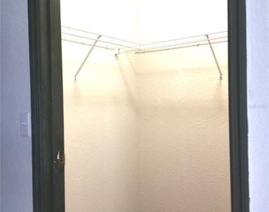 1101 Eagle Pond Drive - Photo Thumbnail 21