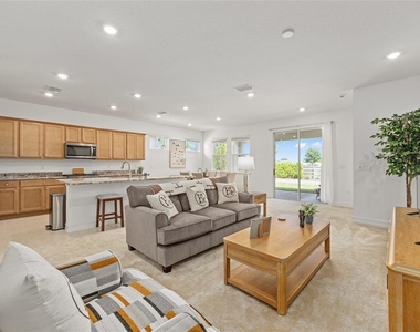 3335 Nw 52nd Avenue Road - Photo Thumbnail 7