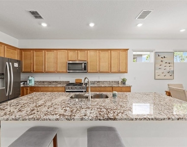 3335 Nw 52nd Avenue Road - Photo Thumbnail 15