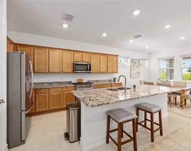 3335 Nw 52nd Avenue Road - Photo Thumbnail 13