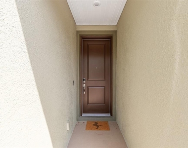 3335 Nw 52nd Avenue Road - Photo Thumbnail 2