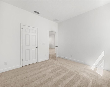 7991 Syracuse Drive - Photo Thumbnail 10