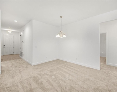 7991 Syracuse Drive - Photo Thumbnail 4