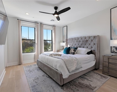 64 N Park Avenue - Photo Thumbnail 23