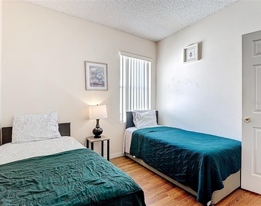 635 Knollwood Drive - Photo Thumbnail 30