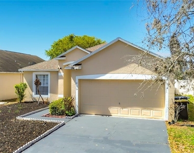 635 Knollwood Drive - Photo Thumbnail 3