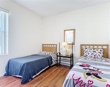 635 Knollwood Drive - Photo Thumbnail 34