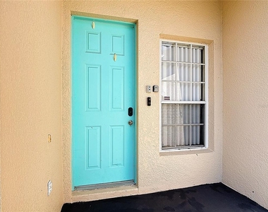 635 Knollwood Drive - Photo Thumbnail 4