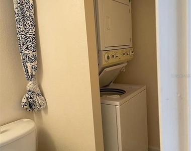 407 Sheoah Boulevard - Photo Thumbnail 8