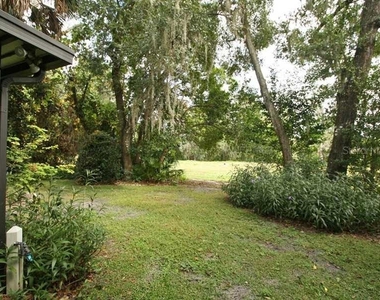 407 Sheoah Boulevard - Photo Thumbnail 17