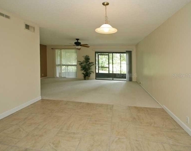 407 Sheoah Boulevard - Photo Thumbnail 2