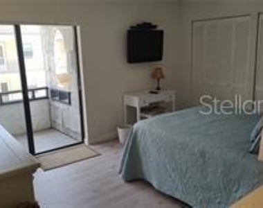 1555 Tarpon Center Drive - Photo Thumbnail 9