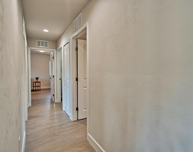 3803 Main Street - Photo Thumbnail 13