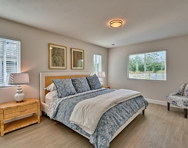 3803 Main Street - Photo Thumbnail 10