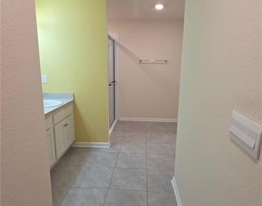 70 Oakleaf Way - Photo Thumbnail 16