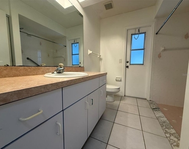 1001 S Wapello Street - Photo Thumbnail 14