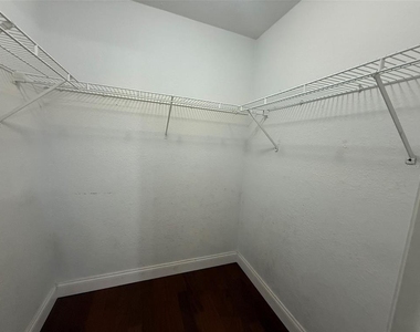 1001 S Wapello Street - Photo Thumbnail 13