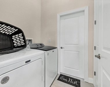 13305 Longville Avenue - Photo Thumbnail 23