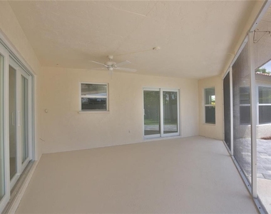 2834 Hardee Drive - Photo Thumbnail 22