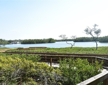 1510 Pelican Point Dr - Photo Thumbnail 10