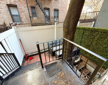 52 Barrow Street - Photo Thumbnail 4