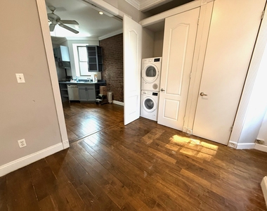 52 Barrow Street - Photo Thumbnail 3