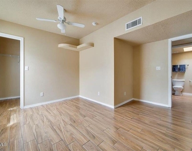 4053 Tierra Bronce Drive - Photo Thumbnail 12