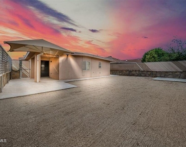 4053 Tierra Bronce Drive - Photo Thumbnail 7
