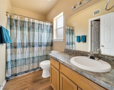 4053 Tierra Bronce Drive - Photo Thumbnail 14