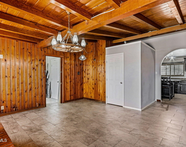 4312 Wallington Drive - Photo Thumbnail 10