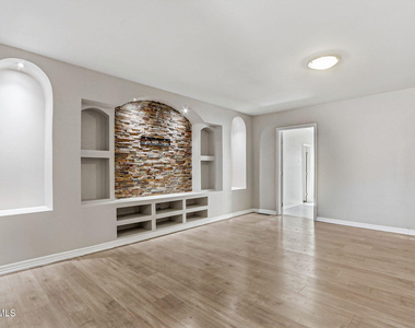 4312 Wallington Drive - Photo Thumbnail 28