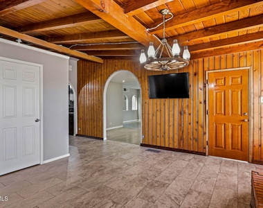 4312 Wallington Drive - Photo Thumbnail 11