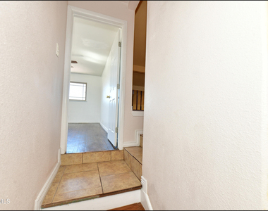 908 Bolivia Street - Photo Thumbnail 23