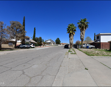 908 Bolivia Street - Photo Thumbnail 46