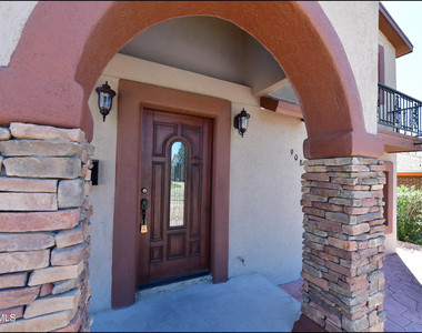 908 Bolivia Street - Photo Thumbnail 5