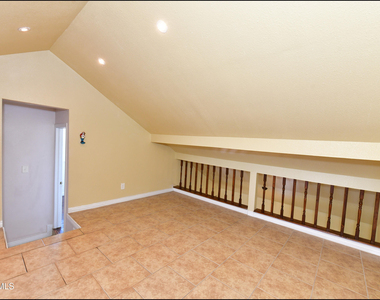 908 Bolivia Street - Photo Thumbnail 25