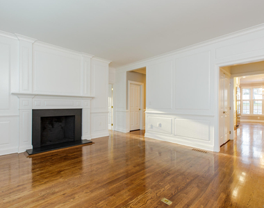 136 Harrison Avenue - Photo Thumbnail 9