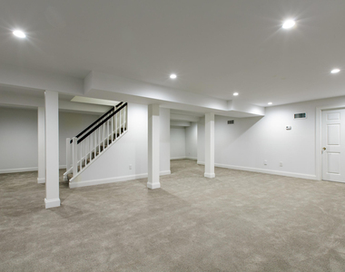136 Harrison Avenue - Photo Thumbnail 18