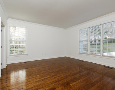 136 Harrison Avenue - Photo Thumbnail 13