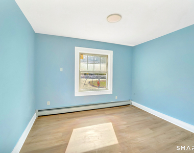 341 Lincoln Street - Photo Thumbnail 8