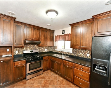 7830 Basswood Avenue - Photo Thumbnail 17