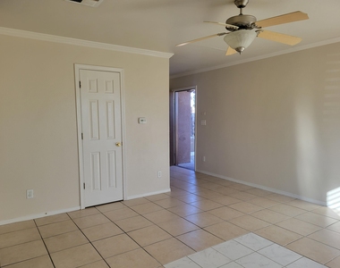 10051 Railroad Drive - Photo Thumbnail 8