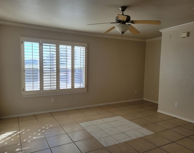 10051 Railroad Drive - Photo Thumbnail 5