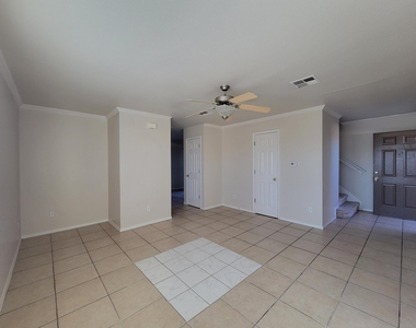 10051 Railroad Drive - Photo Thumbnail 7