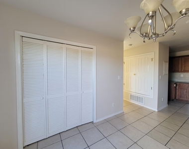 10051 Railroad Drive - Photo Thumbnail 15